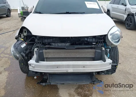 2016 Fiat 500X Easy из США, поврежденный, VIN ZFBCFYBT2GP495999